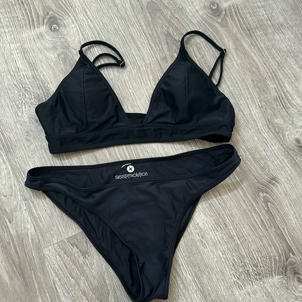 Sisstrevolution black bikini top and bottoms set size large
